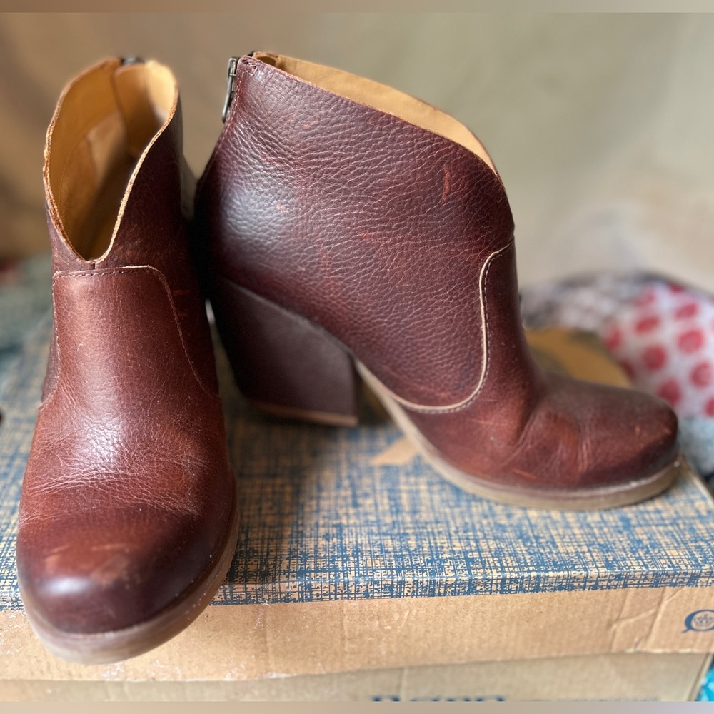 Kork by kork-ease leather ankle boots